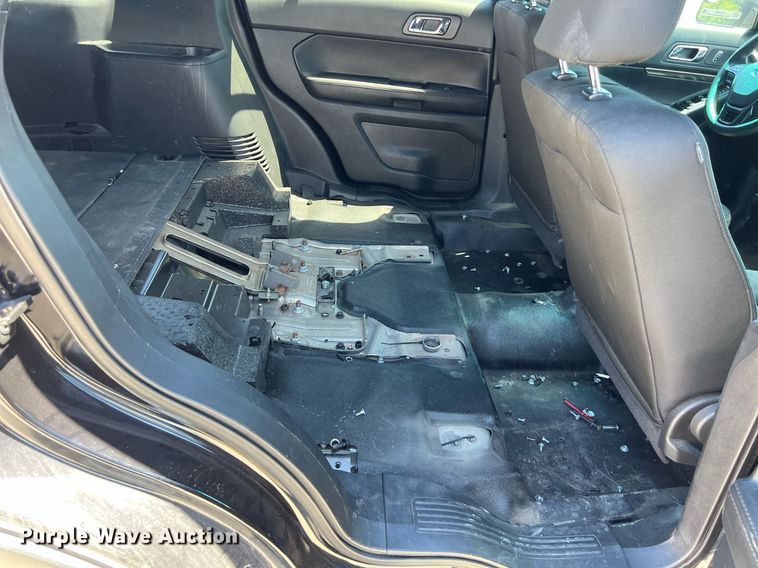 image for item EJ2993 2016 Ford Explorer Police Interceptor SUV