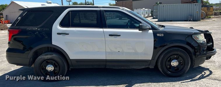 image for item EJ2994 2016 Ford Explorer Police Interceptor SUV
