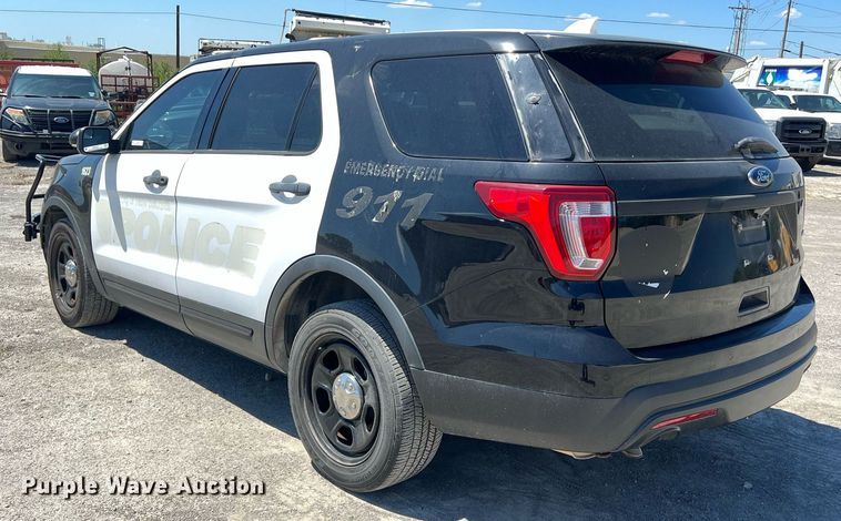 image for item EJ2994 2016 Ford Explorer Police Interceptor SUV