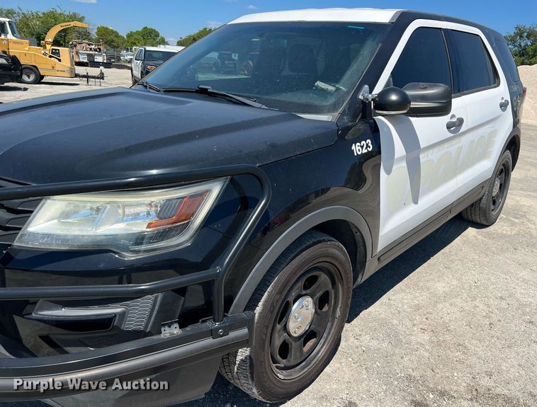image for item EJ2994 2016 Ford Explorer Police Interceptor SUV