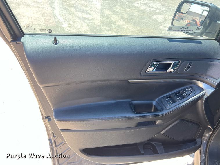 image for item EJ2994 2016 Ford Explorer Police Interceptor SUV