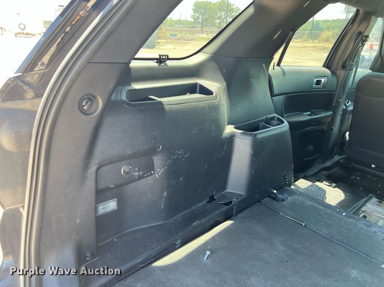 image for item EJ2994 2016 Ford Explorer Police Interceptor SUV