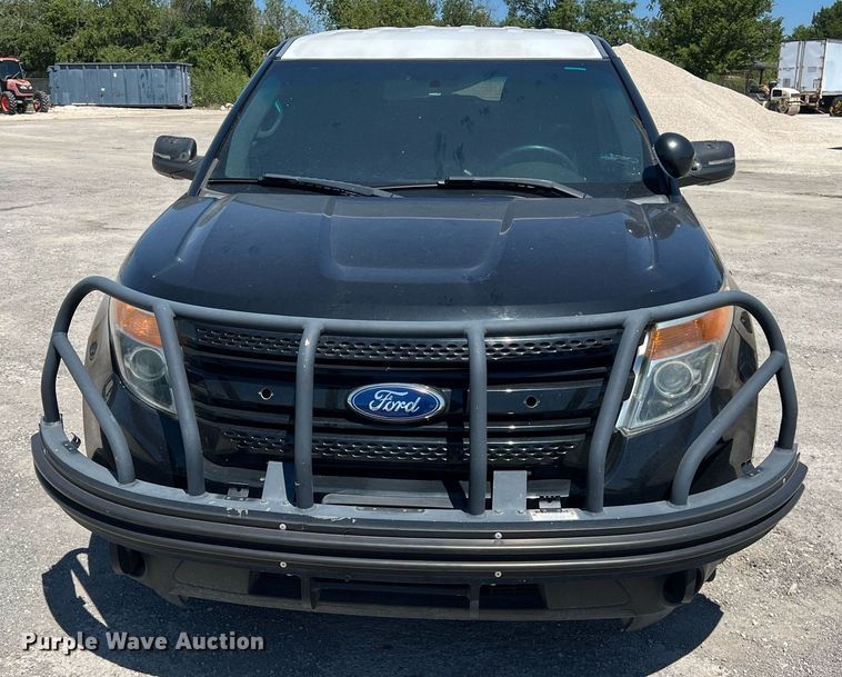 image for item EJ2995 2015 Ford Explorer Police Interceptor SUV
