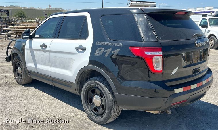 image for item EJ2995 2015 Ford Explorer Police Interceptor SUV
