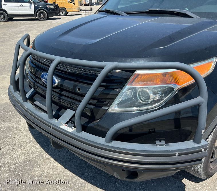 image for item EJ2995 2015 Ford Explorer Police Interceptor SUV