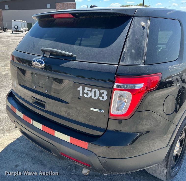 image for item EJ2995 2015 Ford Explorer Police Interceptor SUV
