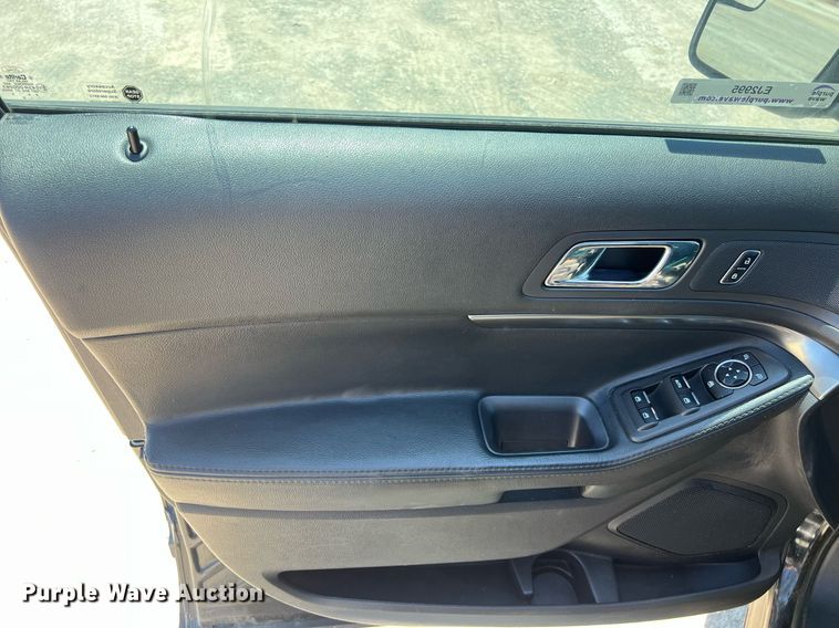 image for item EJ2995 2015 Ford Explorer Police Interceptor SUV