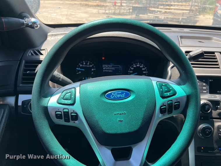 image for item EJ2995 2015 Ford Explorer Police Interceptor SUV