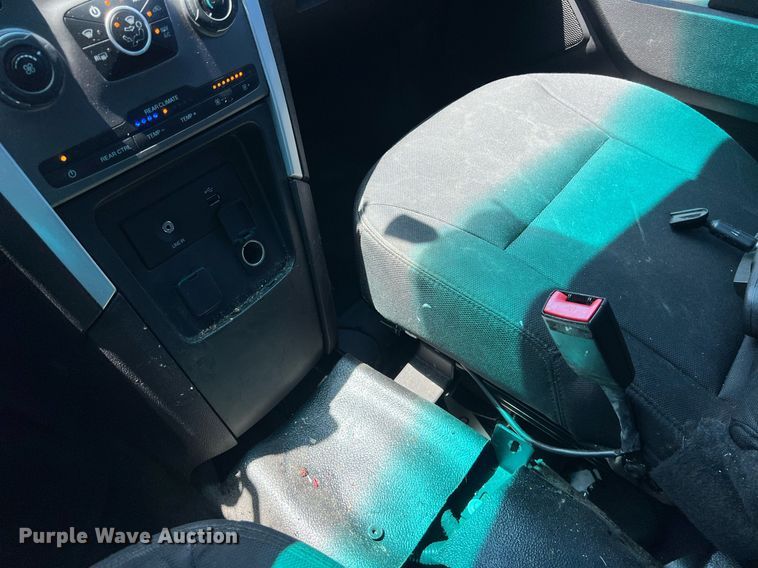 image for item EJ2995 2015 Ford Explorer Police Interceptor SUV