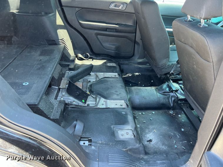 image for item EJ2995 2015 Ford Explorer Police Interceptor SUV