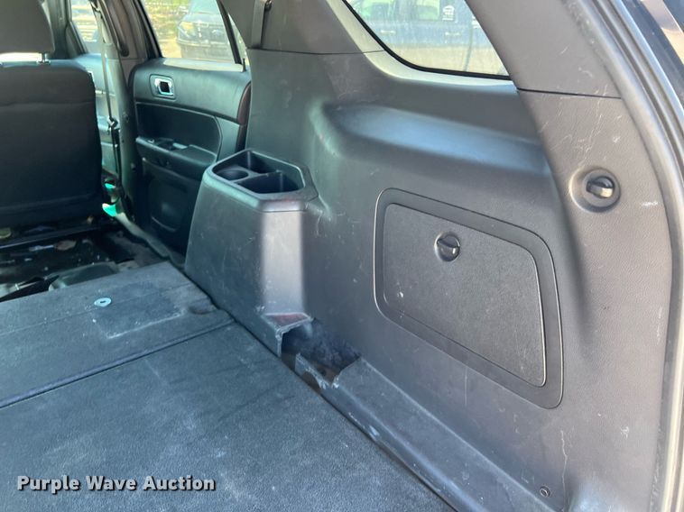 image for item EJ2995 2015 Ford Explorer Police Interceptor SUV