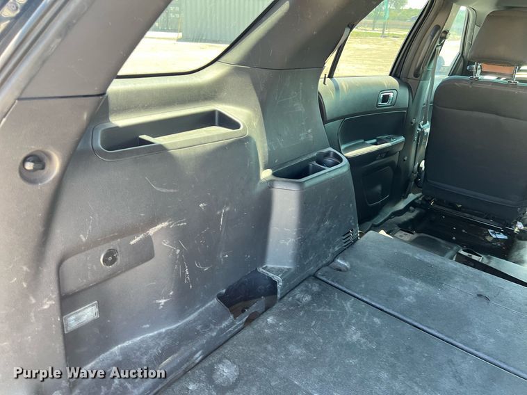 image for item EJ2995 2015 Ford Explorer Police Interceptor SUV