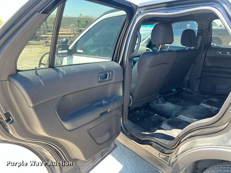 image for item EJ2995 2015 Ford Explorer Police Interceptor SUV