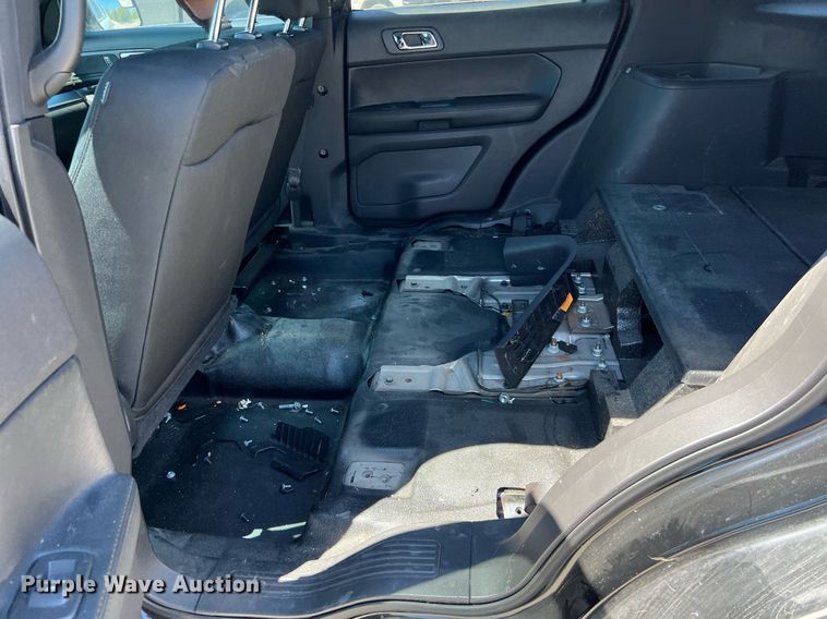 image for item EJ2995 2015 Ford Explorer Police Interceptor SUV