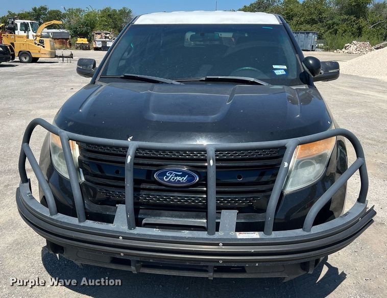 image for item EJ2996 2015 Ford Explorer Police Interceptor SUV