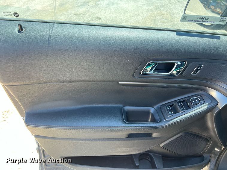 image for item EJ2996 2015 Ford Explorer Police Interceptor SUV