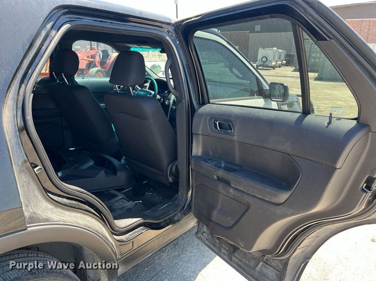 image for item EJ2996 2015 Ford Explorer Police Interceptor SUV