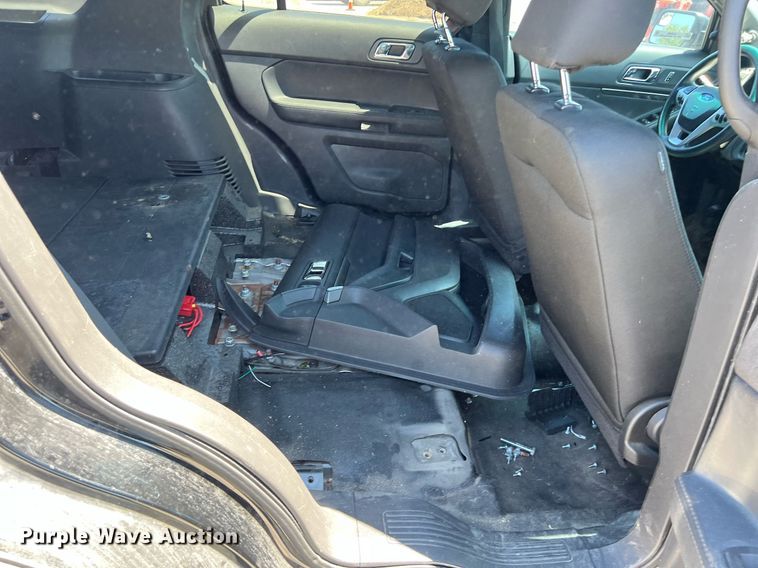 image for item EJ2996 2015 Ford Explorer Police Interceptor SUV