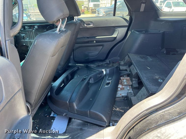 image for item EJ2996 2015 Ford Explorer Police Interceptor SUV