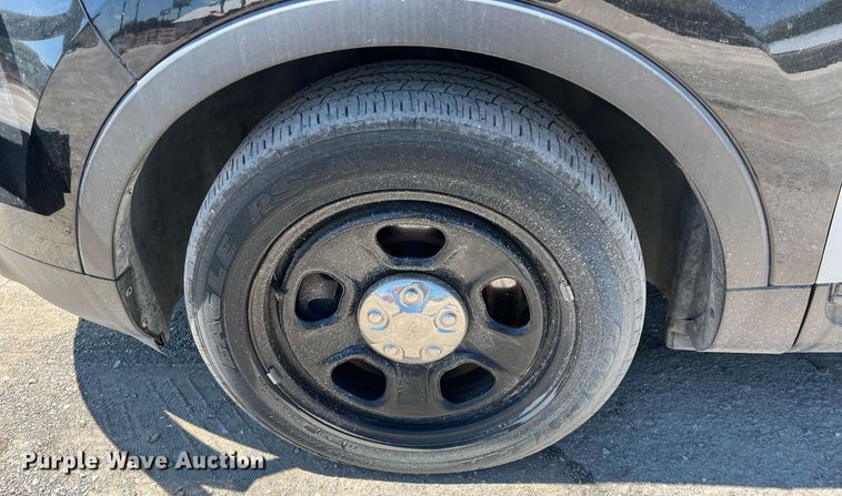 image for item EJ2996 2015 Ford Explorer Police Interceptor SUV