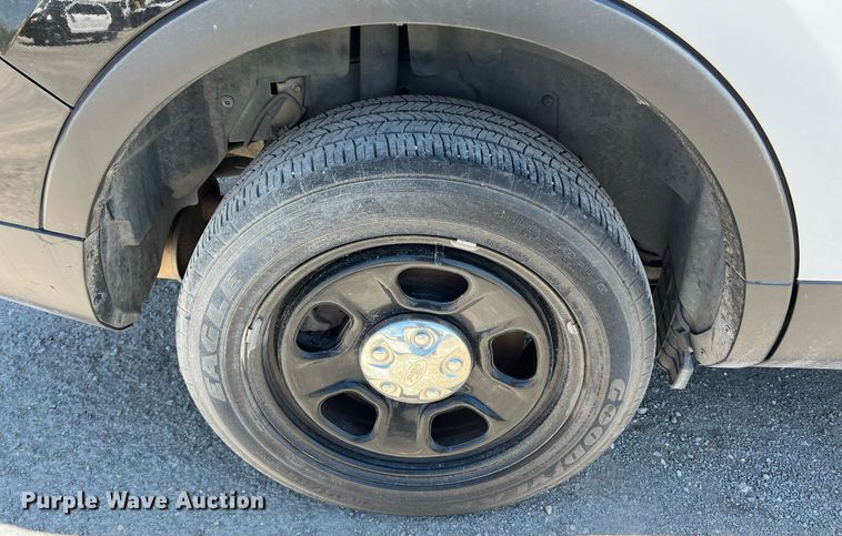 image for item EJ2996 2015 Ford Explorer Police Interceptor SUV