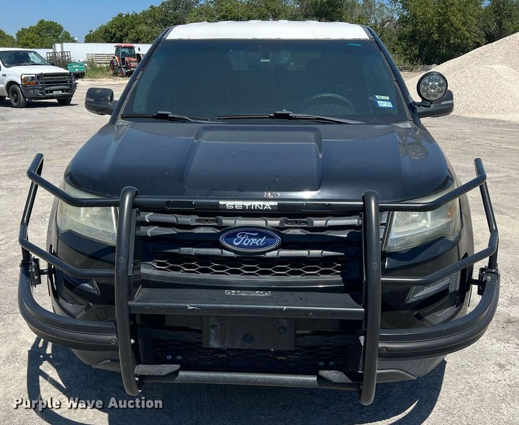 image for item EJ2997 2016 Ford Explorer Police Interceptor SUV