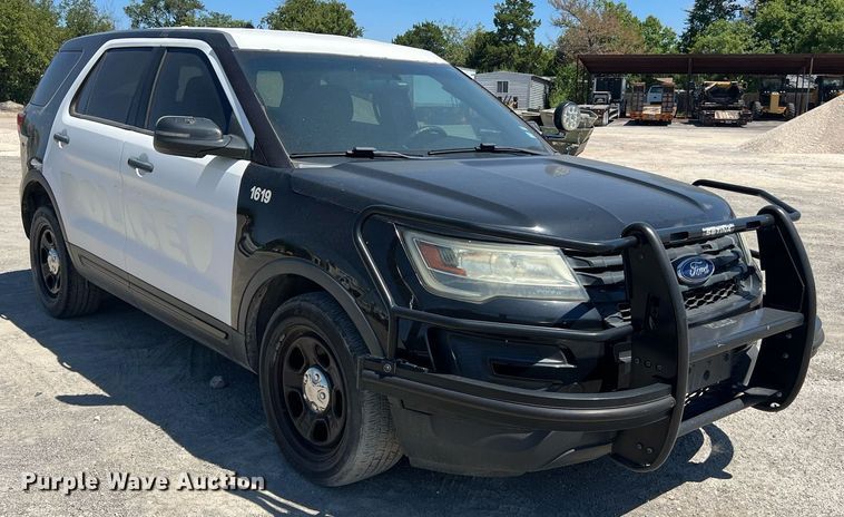 image for item EJ2997 2016 Ford Explorer Police Interceptor SUV