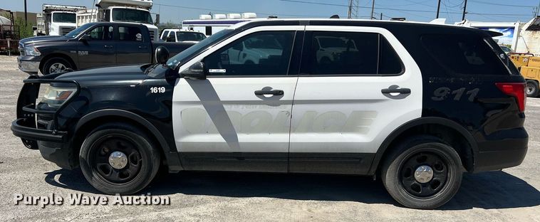 image for item EJ2997 2016 Ford Explorer Police Interceptor SUV