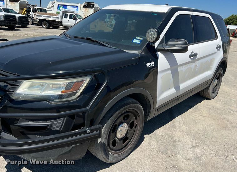 image for item EJ2997 2016 Ford Explorer Police Interceptor SUV