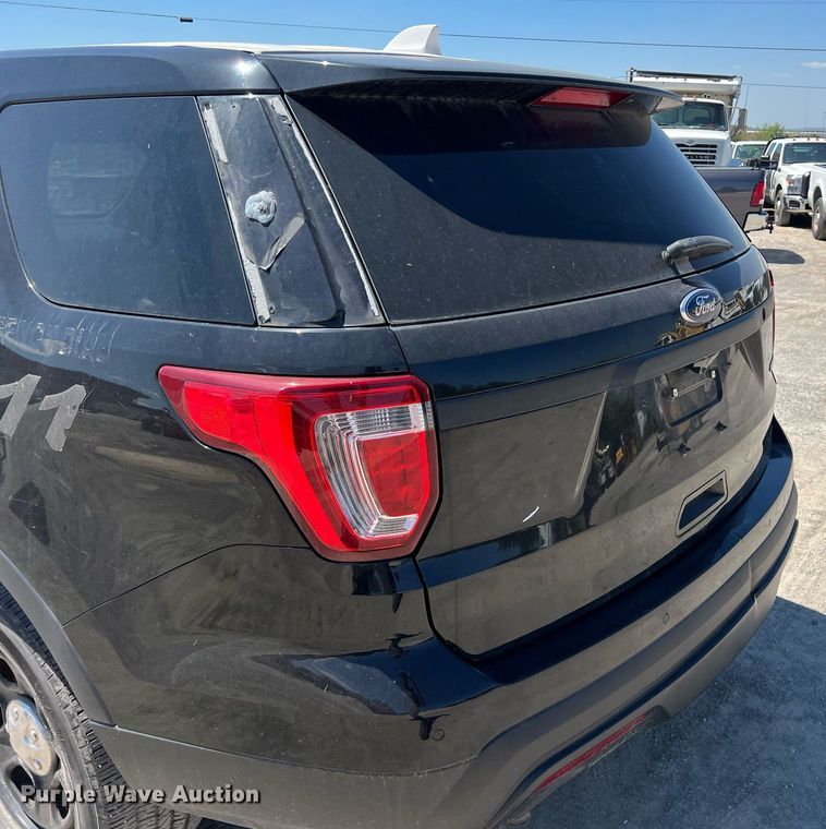 image for item EJ2997 2016 Ford Explorer Police Interceptor SUV