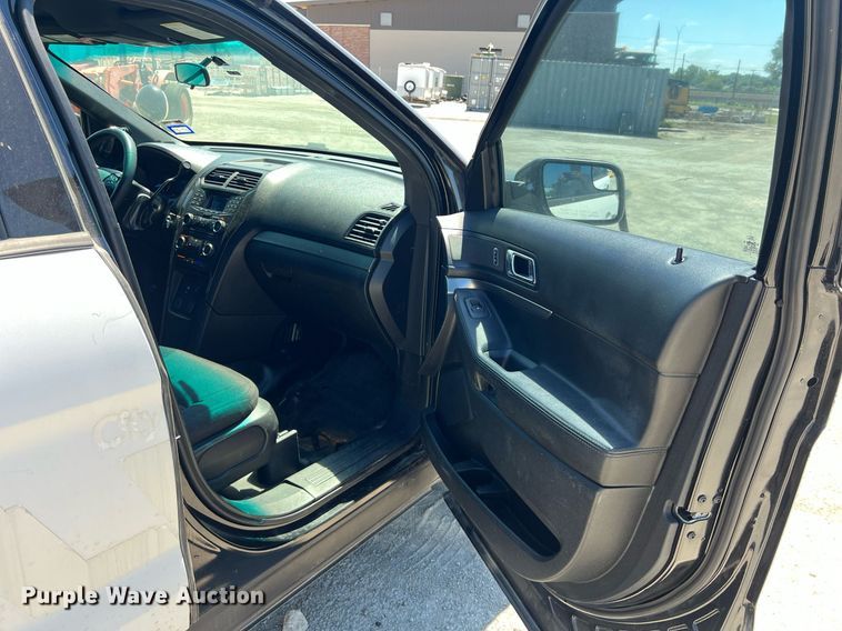 image for item EJ2997 2016 Ford Explorer Police Interceptor SUV