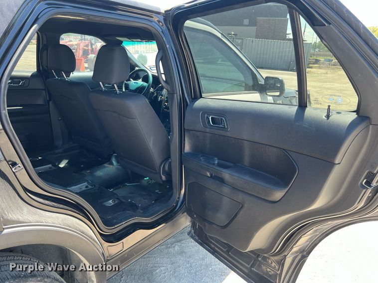 image for item EJ2997 2016 Ford Explorer Police Interceptor SUV