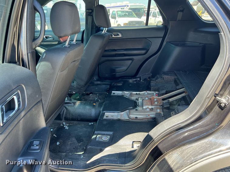 image for item EJ2997 2016 Ford Explorer Police Interceptor SUV