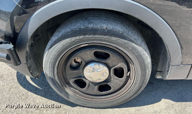 image for item EJ2997 2016 Ford Explorer Police Interceptor SUV