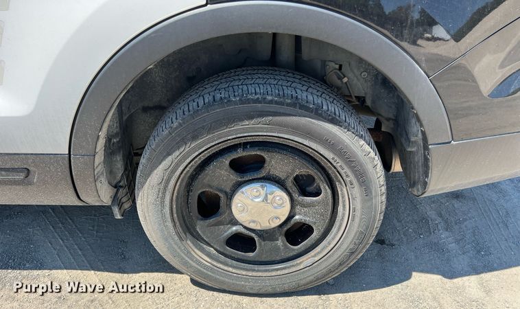 image for item EJ2997 2016 Ford Explorer Police Interceptor SUV