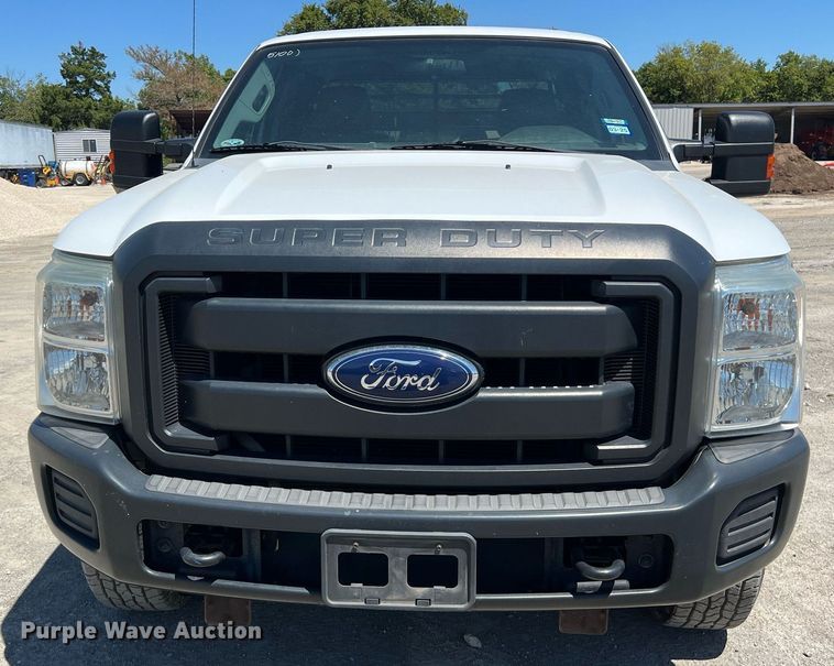 image for item EJ2998 2015 Ford F250 Super Duty XL SuperCab pickup truck
