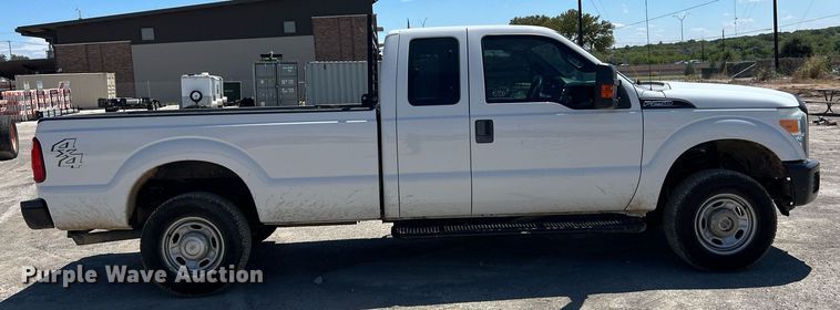 image for item EJ2998 2015 Ford F250 Super Duty XL SuperCab pickup truck