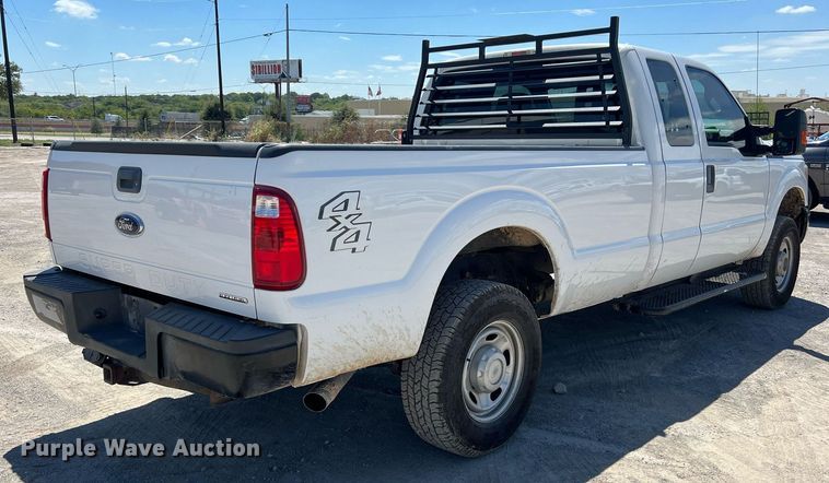 image for item EJ2998 2015 Ford F250 Super Duty XL SuperCab pickup truck