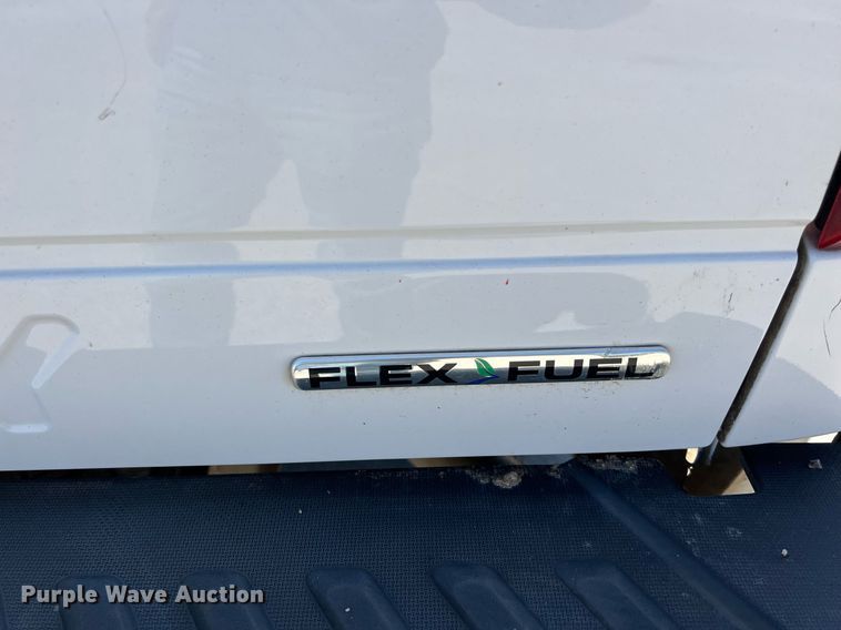 image for item EJ2998 2015 Ford F250 Super Duty XL SuperCab pickup truck