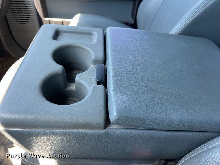 image for item EJ2998 2015 Ford F250 Super Duty XL SuperCab pickup truck