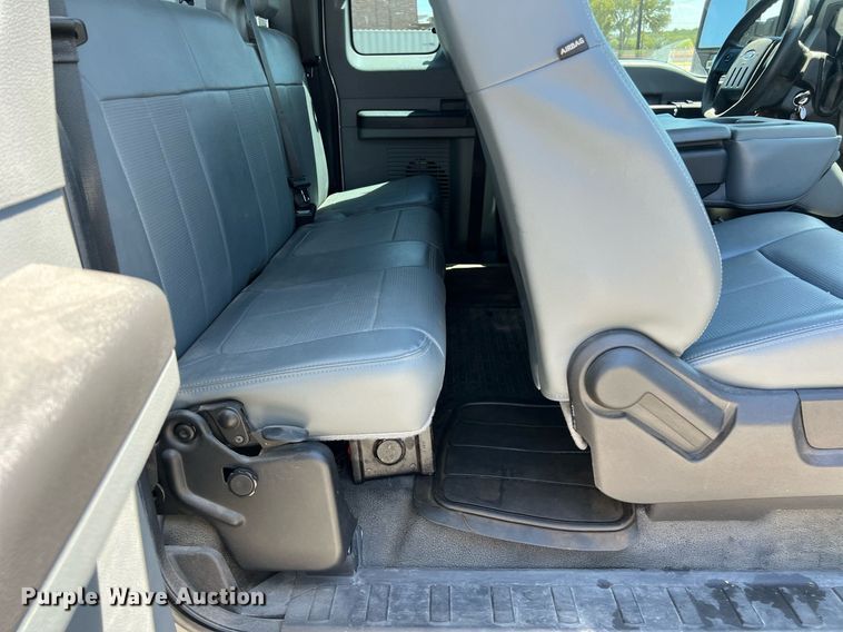 image for item EJ2998 2015 Ford F250 Super Duty XL SuperCab pickup truck