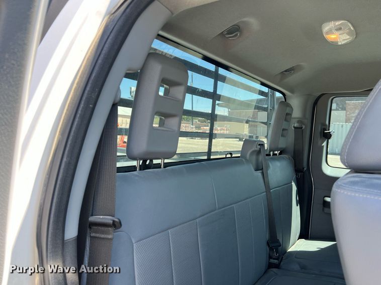 image for item EJ2998 2015 Ford F250 Super Duty XL SuperCab pickup truck