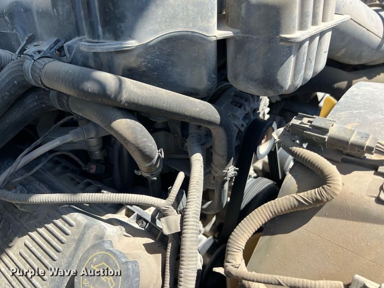 image for item EJ2998 2015 Ford F250 Super Duty XL SuperCab pickup truck