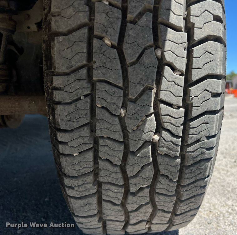 image for item EJ2998 2015 Ford F250 Super Duty XL SuperCab pickup truck