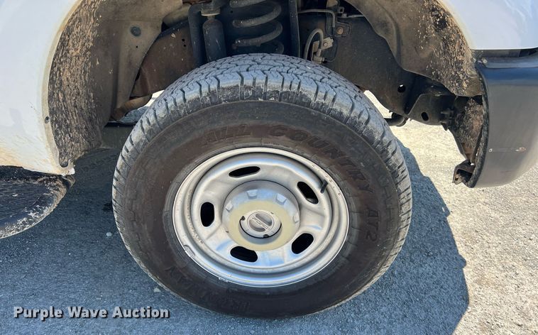 image for item EJ2998 2015 Ford F250 Super Duty XL SuperCab pickup truck