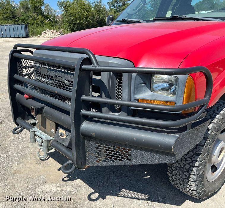 image for item EJ3000 2005 Ford F350 Super Duty XL SuperCab pickup truck