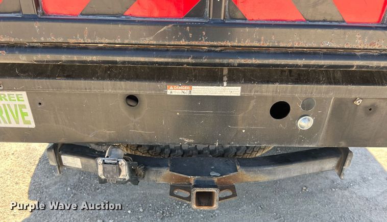 image for item EJ3000 2005 Ford F350 Super Duty XL SuperCab pickup truck