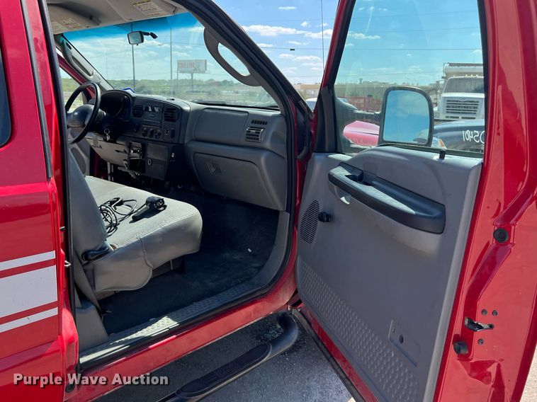 image for item EJ3000 2005 Ford F350 Super Duty XL SuperCab pickup truck