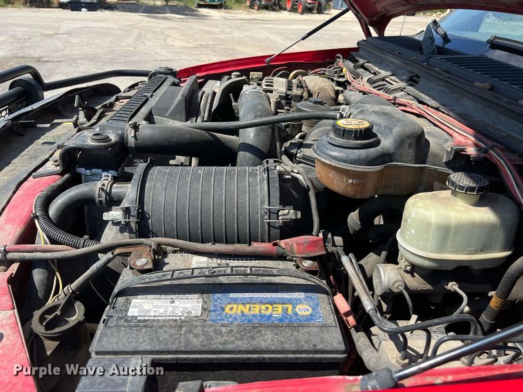 image for item EJ3000 2005 Ford F350 Super Duty XL SuperCab pickup truck