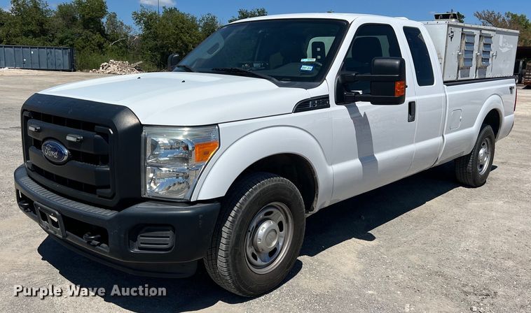 image for item EJ3001 2016 Ford F250 Super Duty XL SuperCab pickup truck